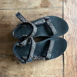 Leopard Print Platform Tevas - Size 8